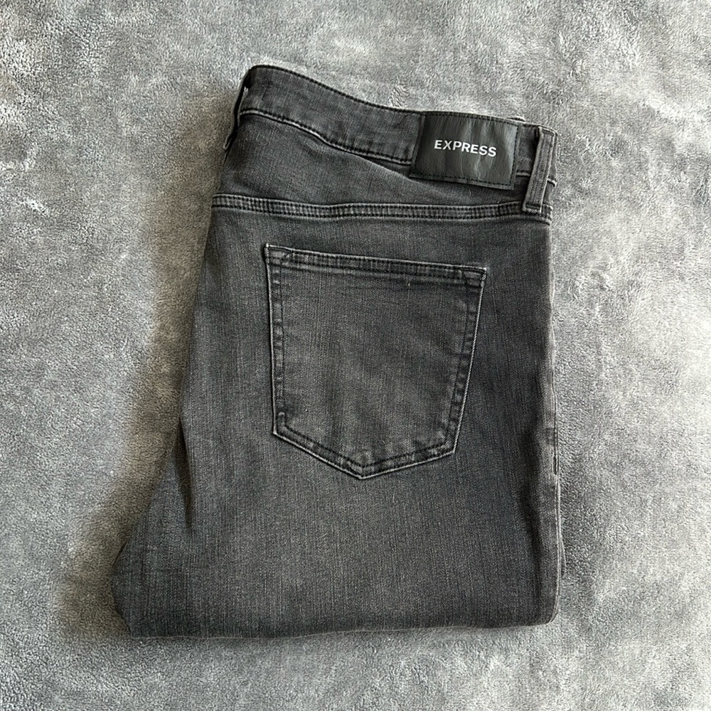 Express Men's Slim Straight Dark Gray Jeans  SZ 34 x 30